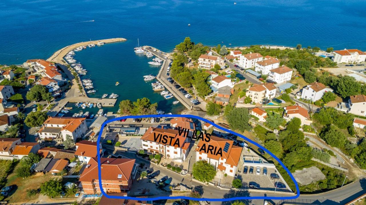 Villa Aria Malinska Bagian luar foto