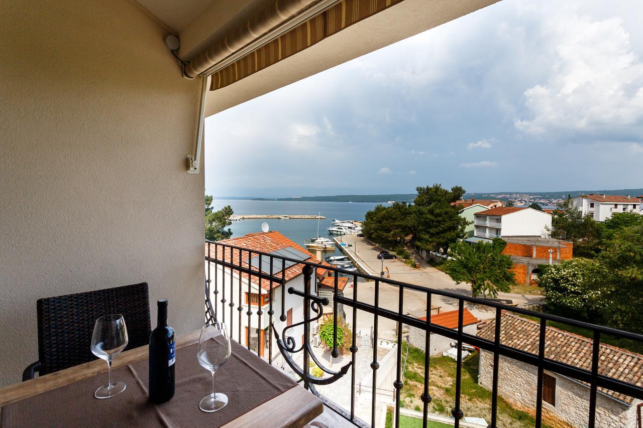 Villa Aria Malinska Bagian luar foto