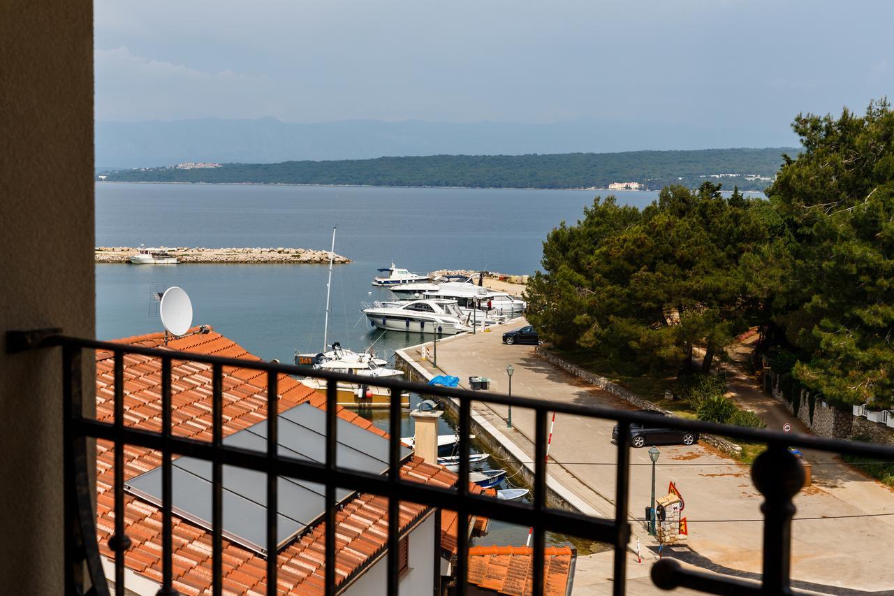 Villa Aria Malinska Bagian luar foto