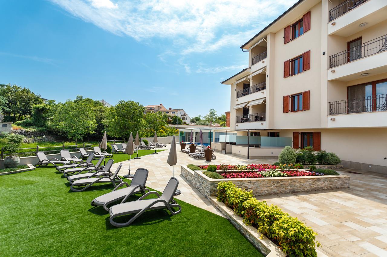 Villa Aria Malinska Bagian luar foto